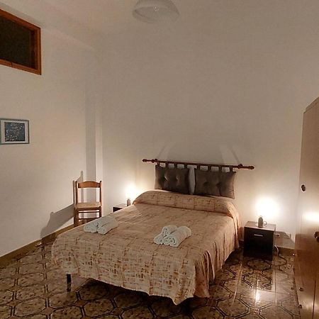 Jonia Appartamento Vacanze Vicino Al Mare Con Giardino Pulsano Esterno foto