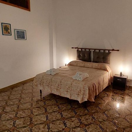 Jonia Appartamento Vacanze Vicino Al Mare Con Giardino Pulsano Esterno foto