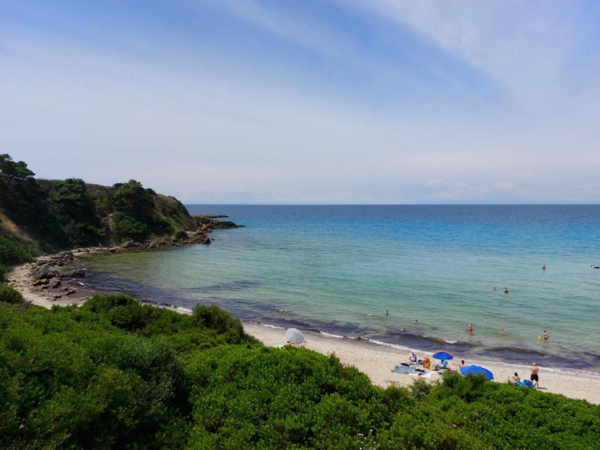 Jonia Appartamento Vacanze Vicino Al Mare Con Giardino Pulsano Esterno foto