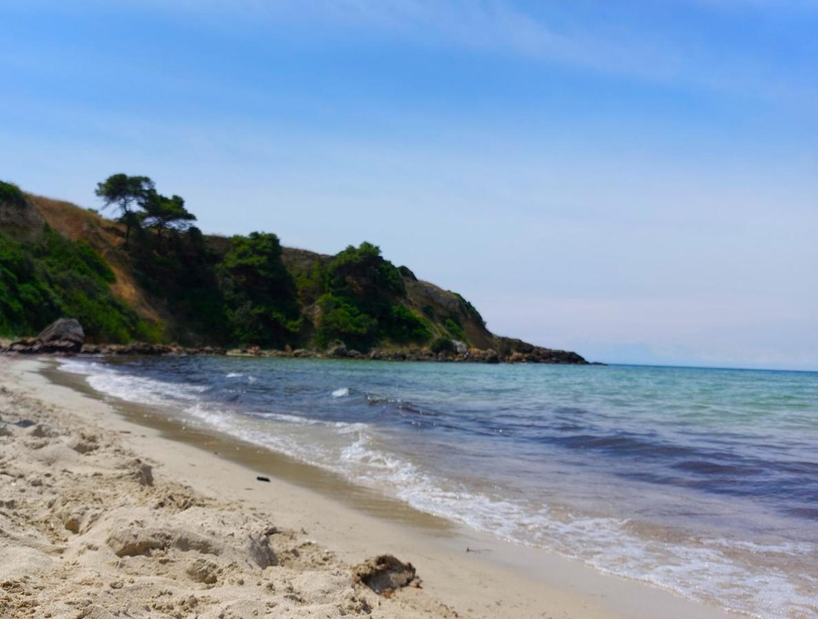 Jonia Appartamento Vacanze Vicino Al Mare Con Giardino Pulsano Esterno foto